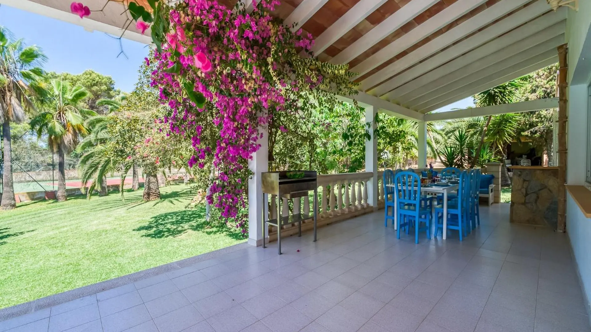 Finca Near The Beach Casa Bonita In Majorca Colonia de Sant Jordi Spanien