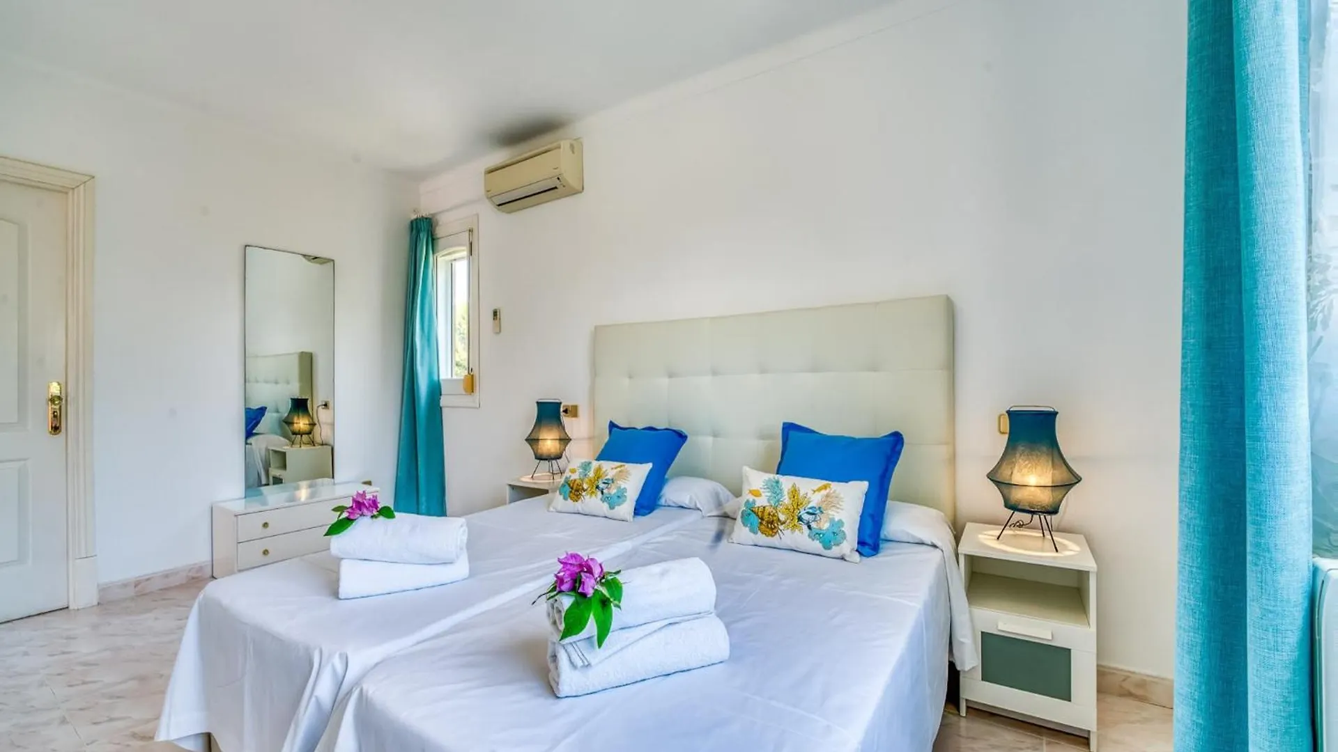 Finca Near The Beach Casa Bonita In Majorca Colonia de Sant Jordi 0*,  Spanien