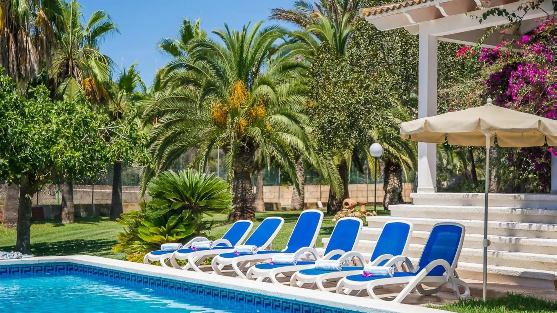 Finca Near The Beach Casa Bonita In Majorca Colonia de Sant Jordi 0*,  Spanien